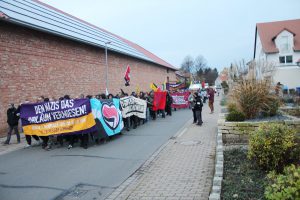 07.11.2015 "Nazis das Jubiläum vermiesen!" - Quelle: Aktionsnetzwerk gegen Rassismus Hildesheim"